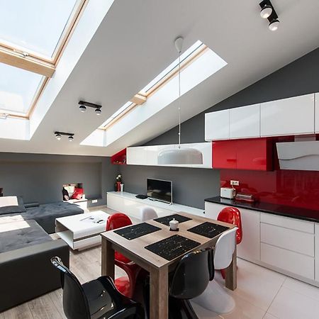 Cozy And Large 62 M2 Apartment With Air Conditioning, Old Town Krakau Buitenkant foto