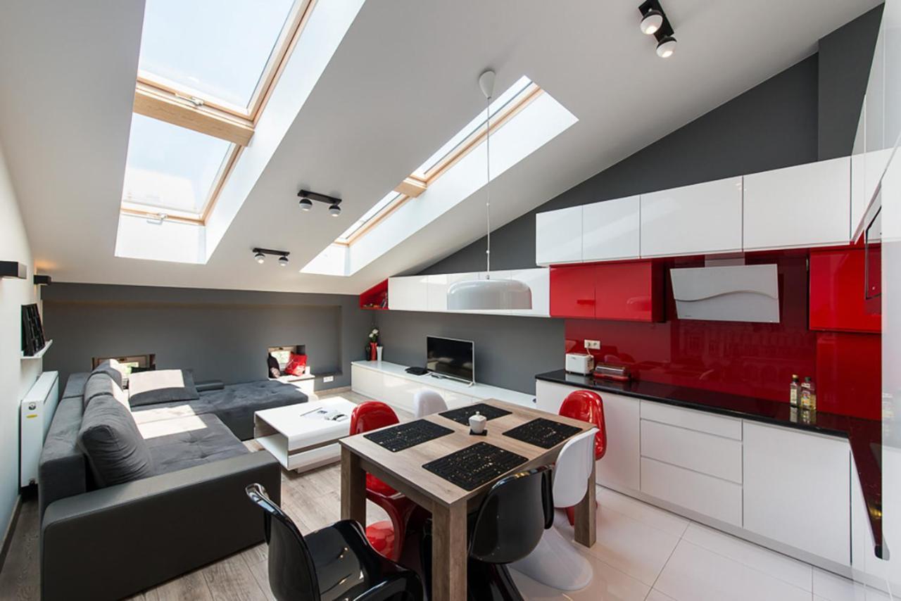 Cozy And Large 62 M2 Apartment With Air Conditioning, Old Town Krakau Buitenkant foto