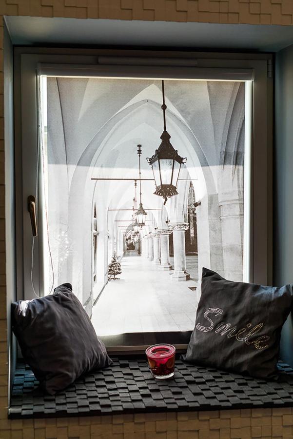 Cozy And Large 62 M2 Apartment With Air Conditioning, Old Town Krakau Buitenkant foto