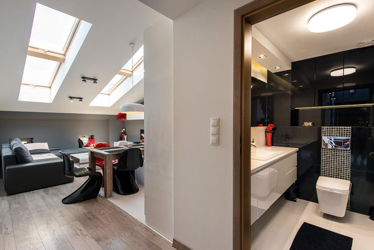 Cozy And Large 62 M2 Apartment With Air Conditioning, Old Town Krakau Buitenkant foto